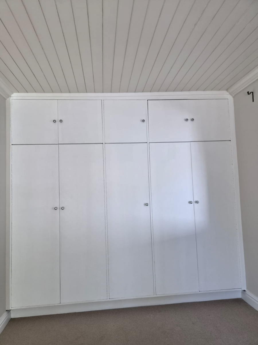 To Let 3 Bedroom Property for Rent in Table View Western Cape